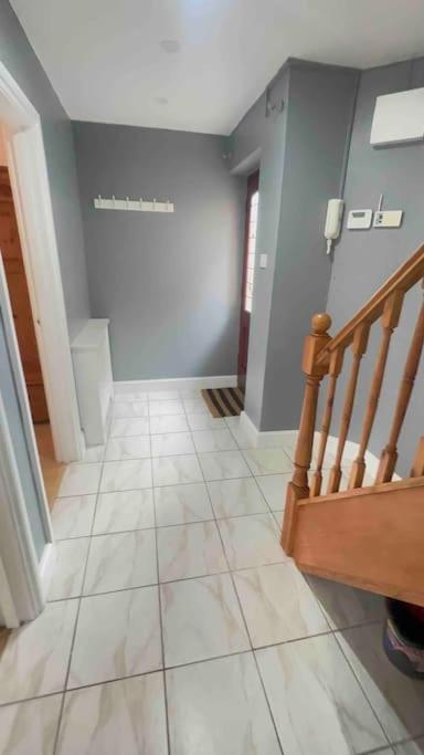 Amazing Location - City Of London- 2 Bedroom Stunning Canal View House With Private Garden,Parking & Balcony Extérieur photo