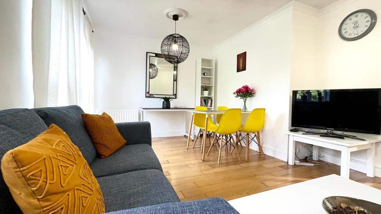 Amazing Location - City Of London- 2 Bedroom Stunning Canal View House With Private Garden,Parking & Balcony Extérieur photo