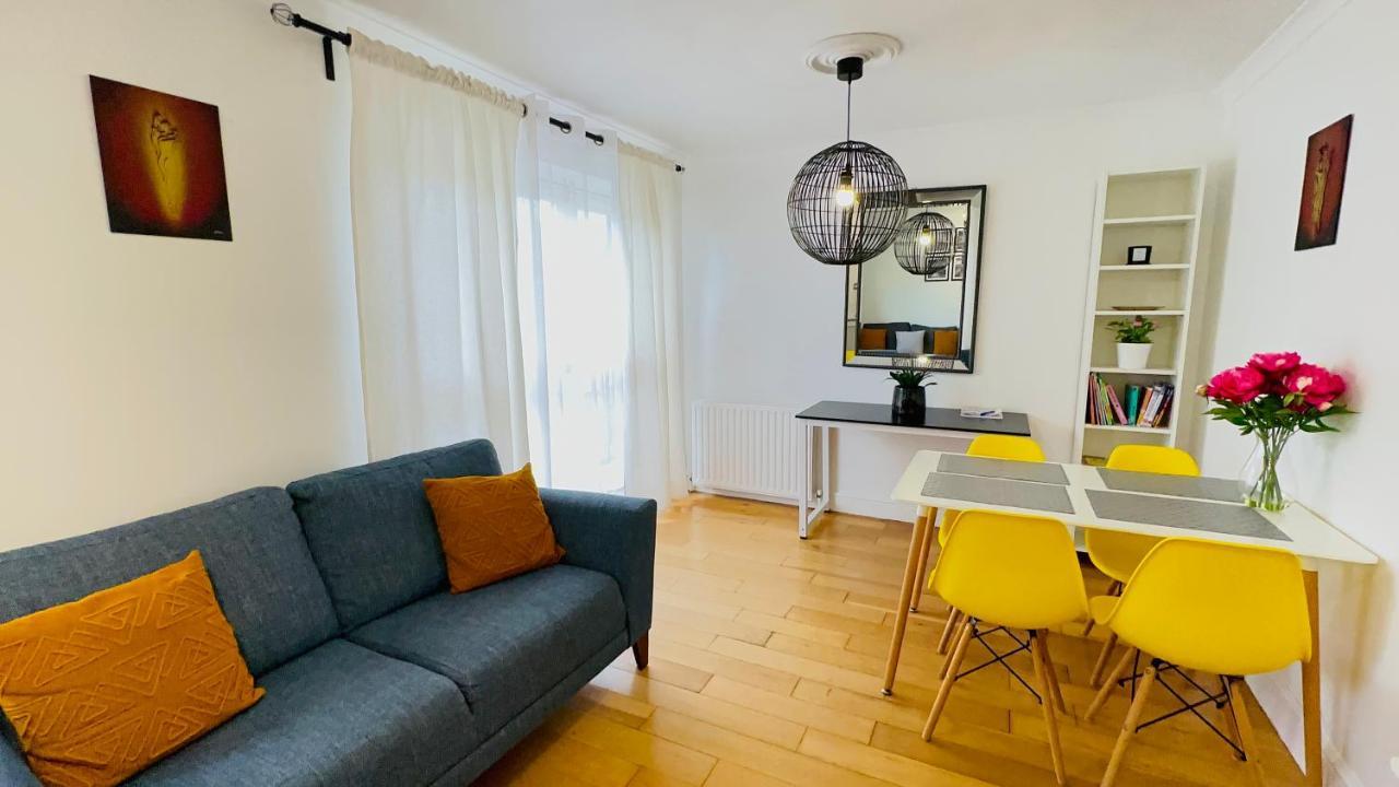 Amazing Location - City Of London- 2 Bedroom Stunning Canal View House With Private Garden,Parking & Balcony Extérieur photo