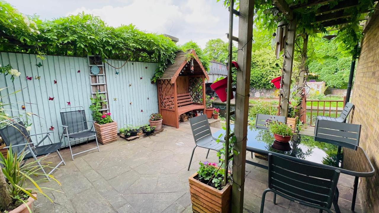 Amazing Location - City Of London- 2 Bedroom Stunning Canal View House With Private Garden,Parking & Balcony Extérieur photo